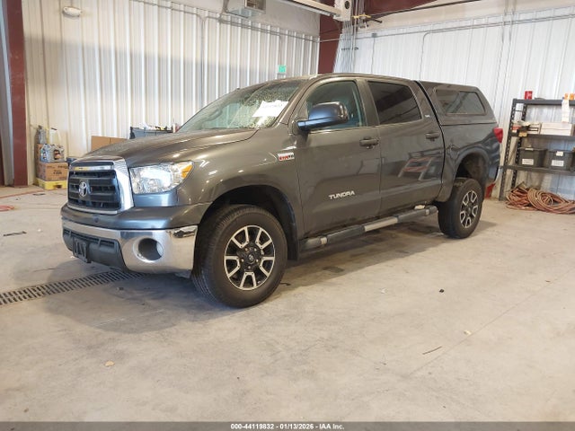 TOYOTA TUNDRA - 2