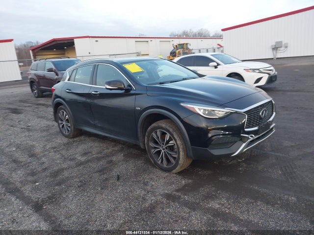 2019 INFINITI QX30 LUXE