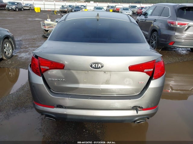 KIA OPTIMA LX - 6