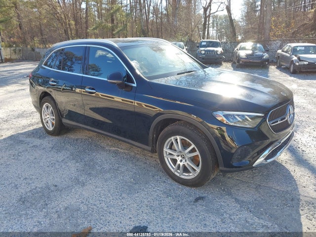 2025 MERCEDES-BENZ GLC 300 SUV