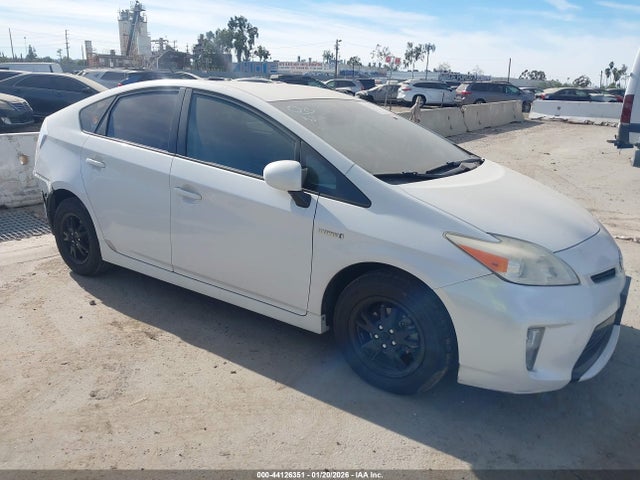2014 TOYOTA PRIUS FOUR