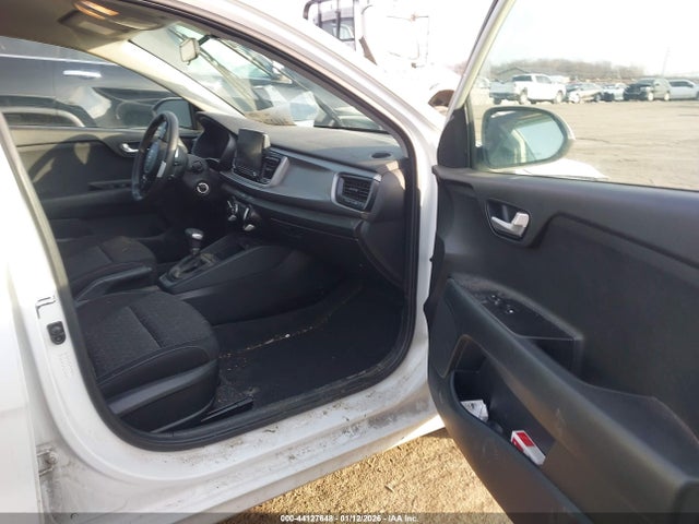 KIA RIO LX/S - 5