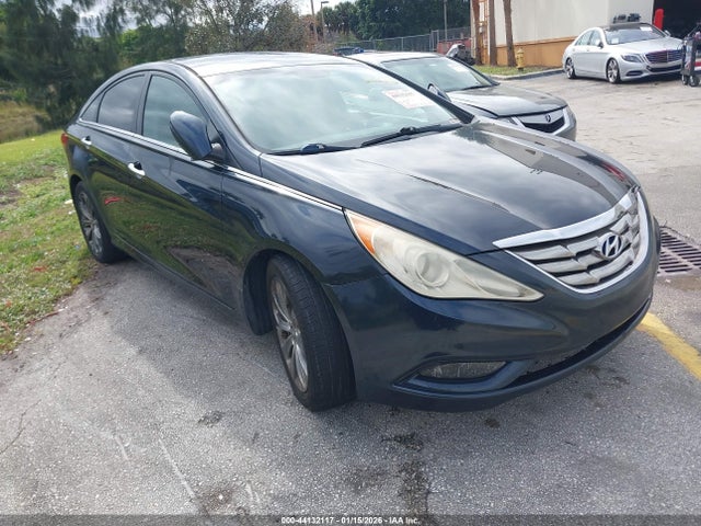 2012 HYUNDAI SONATA SE