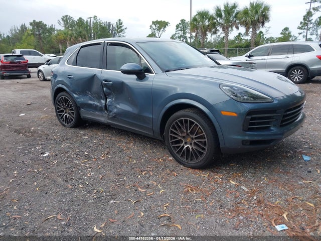 2019 PORSCHE CAYENNE 