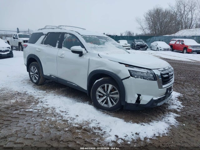 2025 NISSAN PATHFINDER SL 4WD