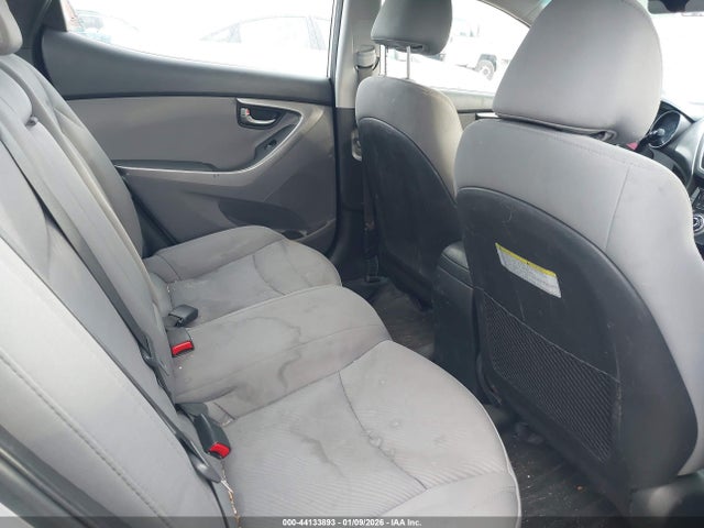 HYUNDAI ELANTRA GLS - 8