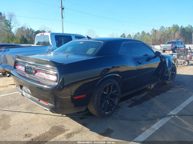 صورة 4 لـ 2023 Dodge CHALLENGER SXT
