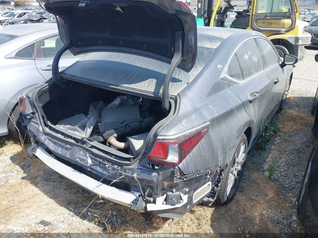 2019 Lexus ES 350 照片 4
