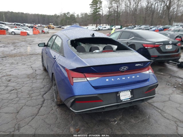 HYUNDAI ELANTRA SEL SPORT - 3