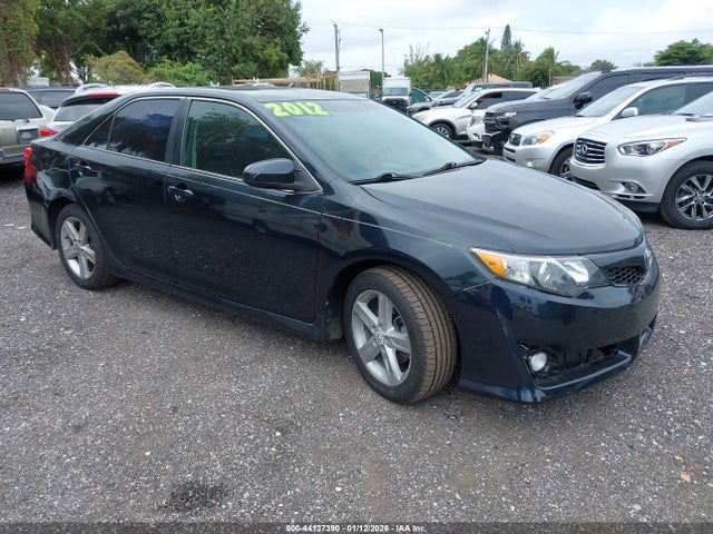 2012 TOYOTA CAMRY SE