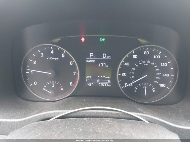 HYUNDAI ELANTRA SE - 7