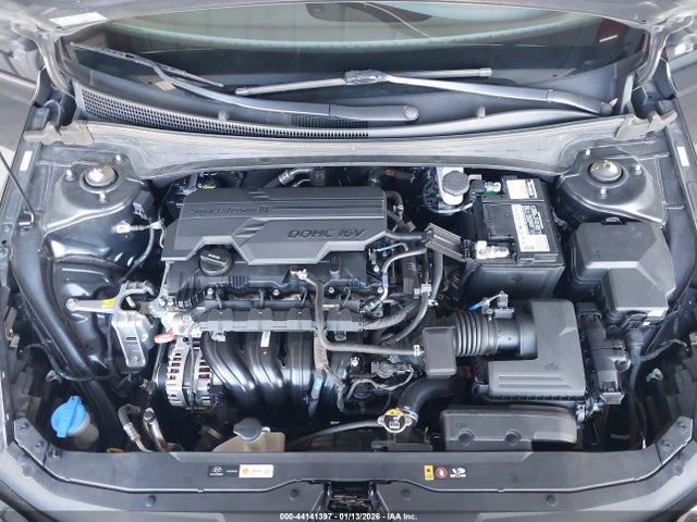 HYUNDAI ELANTRA SEL - 10