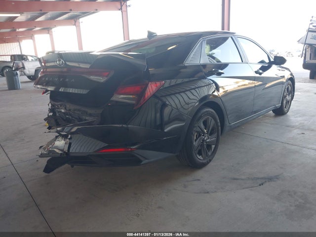 HYUNDAI ELANTRA SEL - 4