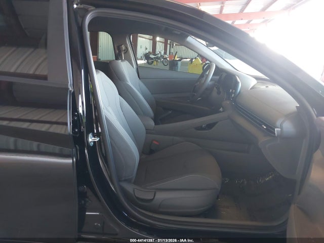 HYUNDAI ELANTRA SEL - 5