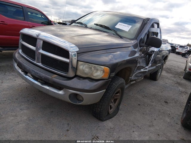2004 Dodge RAM 1500 SLT/LARAMIE 照片 2