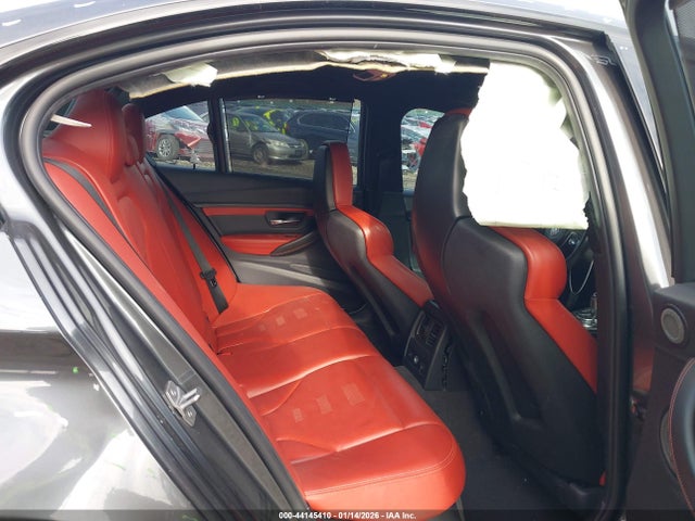 صورة 8 لـ 2015 BMW M3