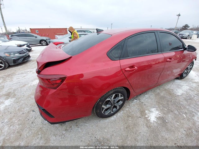 KIA FORTE LXS - 4