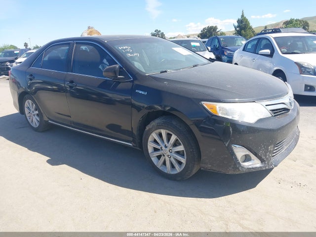 2012 TOYOTA CAMRY XLE