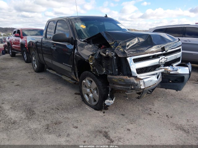 CHEVROLET SILVERADO 1500 LT - 1