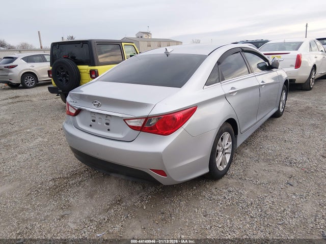HYUNDAI SONATA GLS - 4