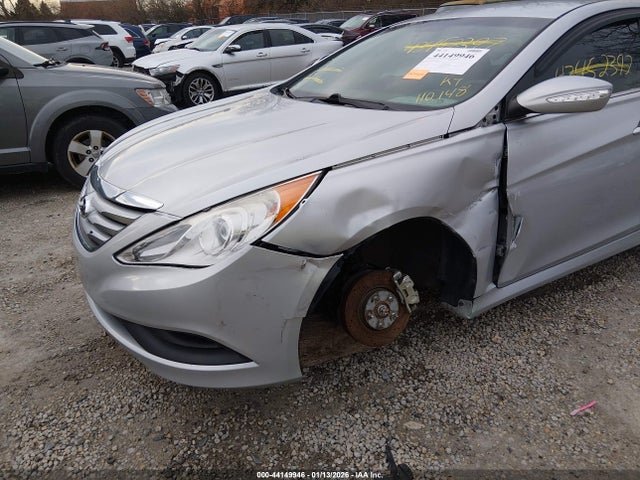 HYUNDAI SONATA GLS - 6