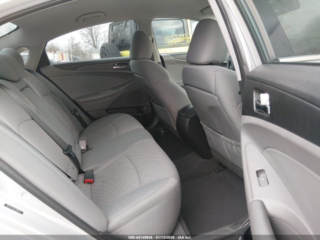 HYUNDAI SONATA GLS - 8