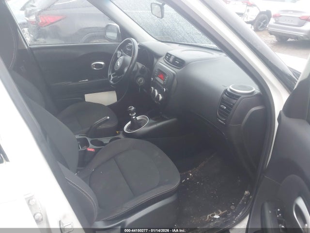 KIA SOUL - 5