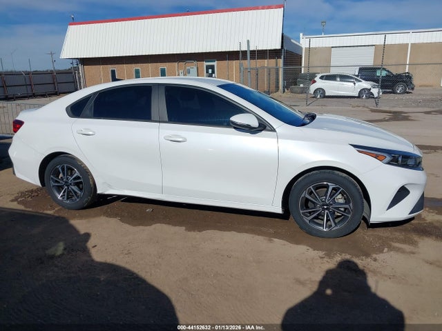 صورة مصغرة 13 لـ 2022 KIA FORTE LXS