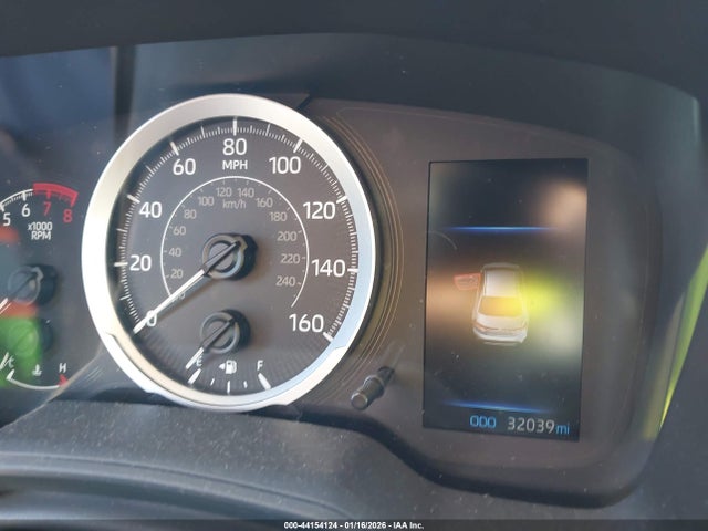 صورة 7 لـ 2021 Toyota COROLLA LE
