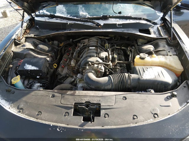 DODGE CHARGER POLICE - 10