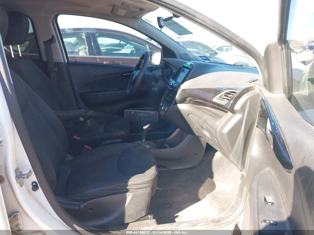 CHEVROLET SPARK FWD 1LT AUTOMATIC - 5