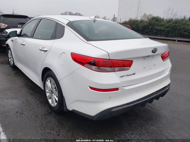 KIA OPTIMA LX - 3