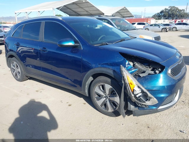 2017 KIA NIRO LX