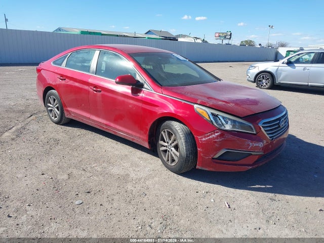 2017 HYUNDAI SONATA SE