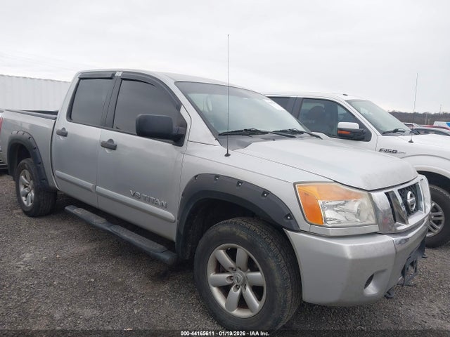 2009 NISSAN TITAN SE