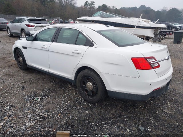 FORD POLICE INTERCEPTOR - 3