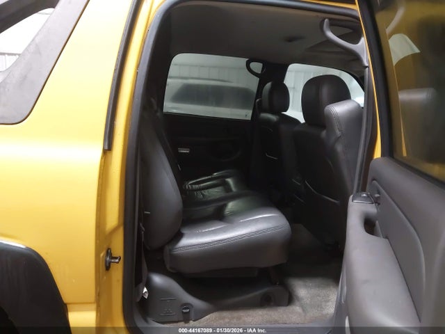 CHEVROLET AVALANCHE 1500 - 8