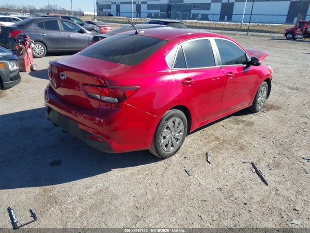 KIA RIO S - 4
