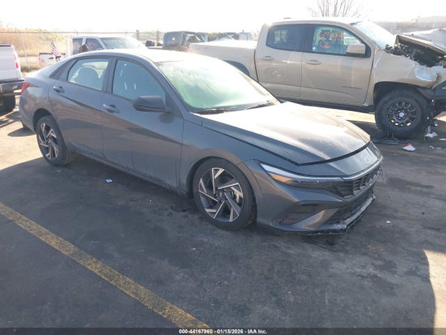 HYUNDAI ELANTRA SEL SPORT - 1