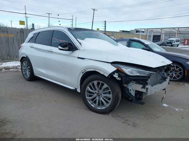 2023 INFINITI QX50 LUXE