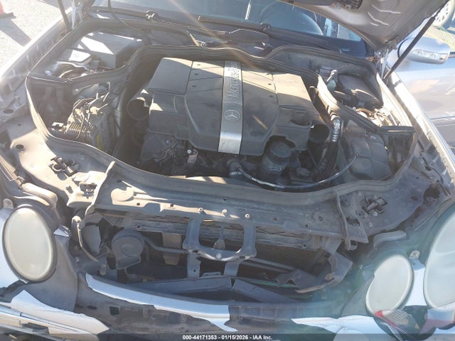 MERCEDES-BENZ E-CLASS - 10