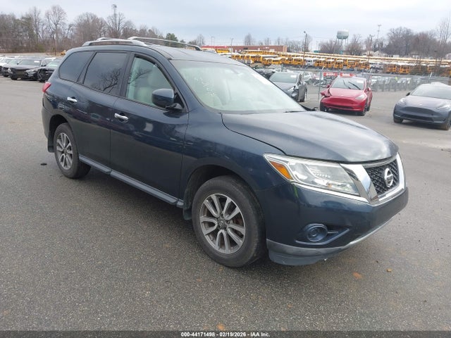 2013 NISSAN PATHFINDER SV