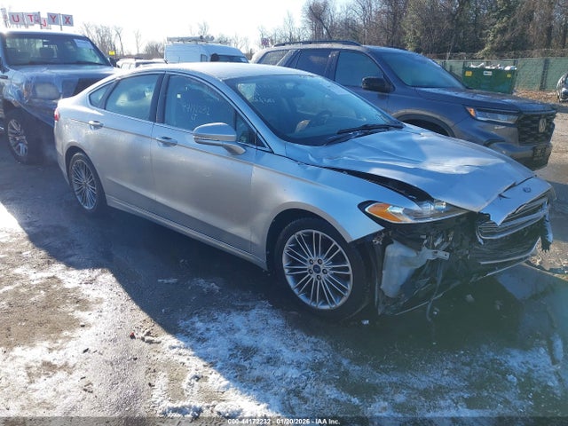FORD FUSION SE - 1