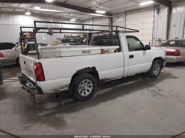CHEVROLET SILVERADO 1500 CLASSIC WORK TRUCK - 4