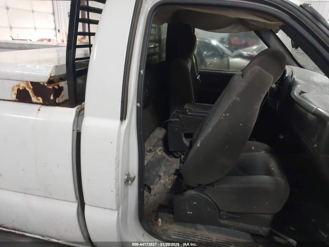 CHEVROLET SILVERADO 1500 CLASSIC WORK TRUCK - 8