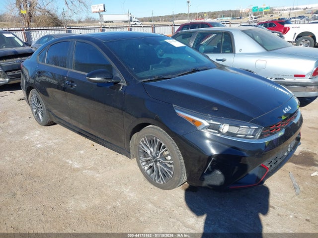 KIA FORTE GT-LINE - 1