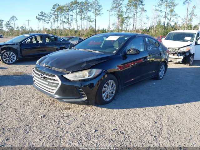 HYUNDAI ELANTRA SE - 2