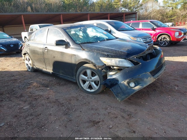 2010 TOYOTA CAMRY SE