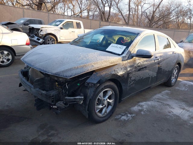 HYUNDAI ELANTRA SE - 2