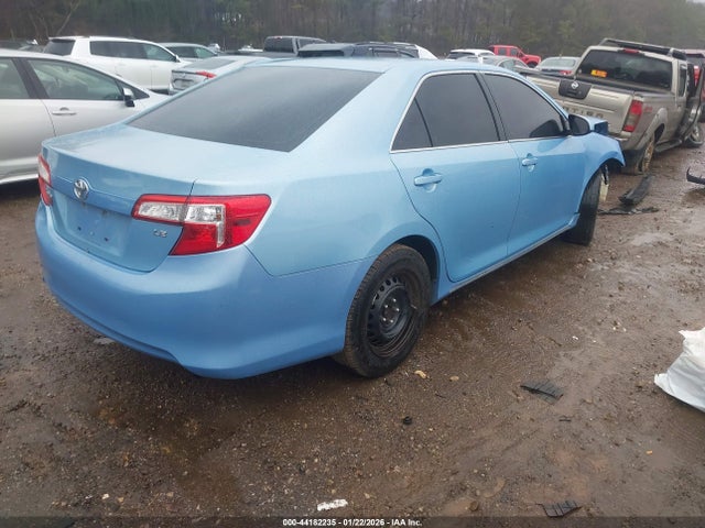 TOYOTA CAMRY - 4